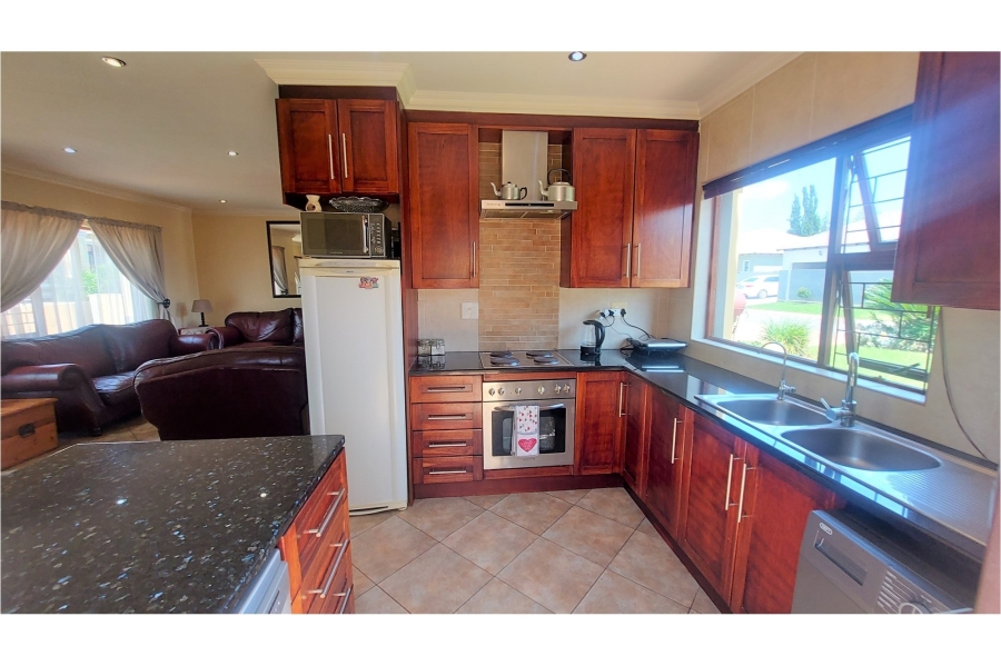 3 Bedroom Property for Sale in Melodie North West